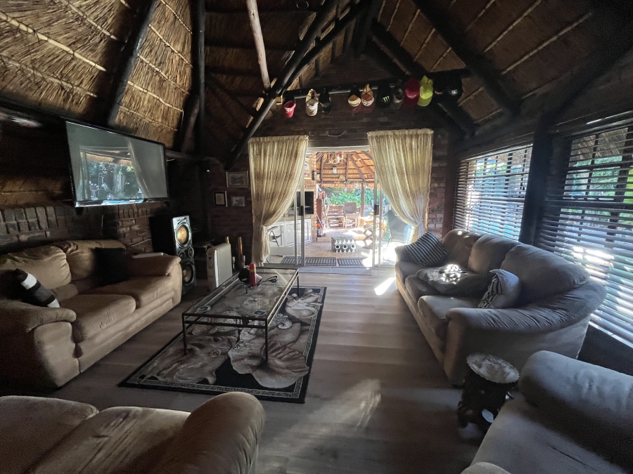 3 Bedroom Property for Sale in Riebeeckstad Free State